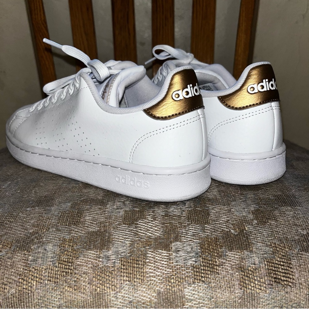 Adidas - Picture 7 of 10